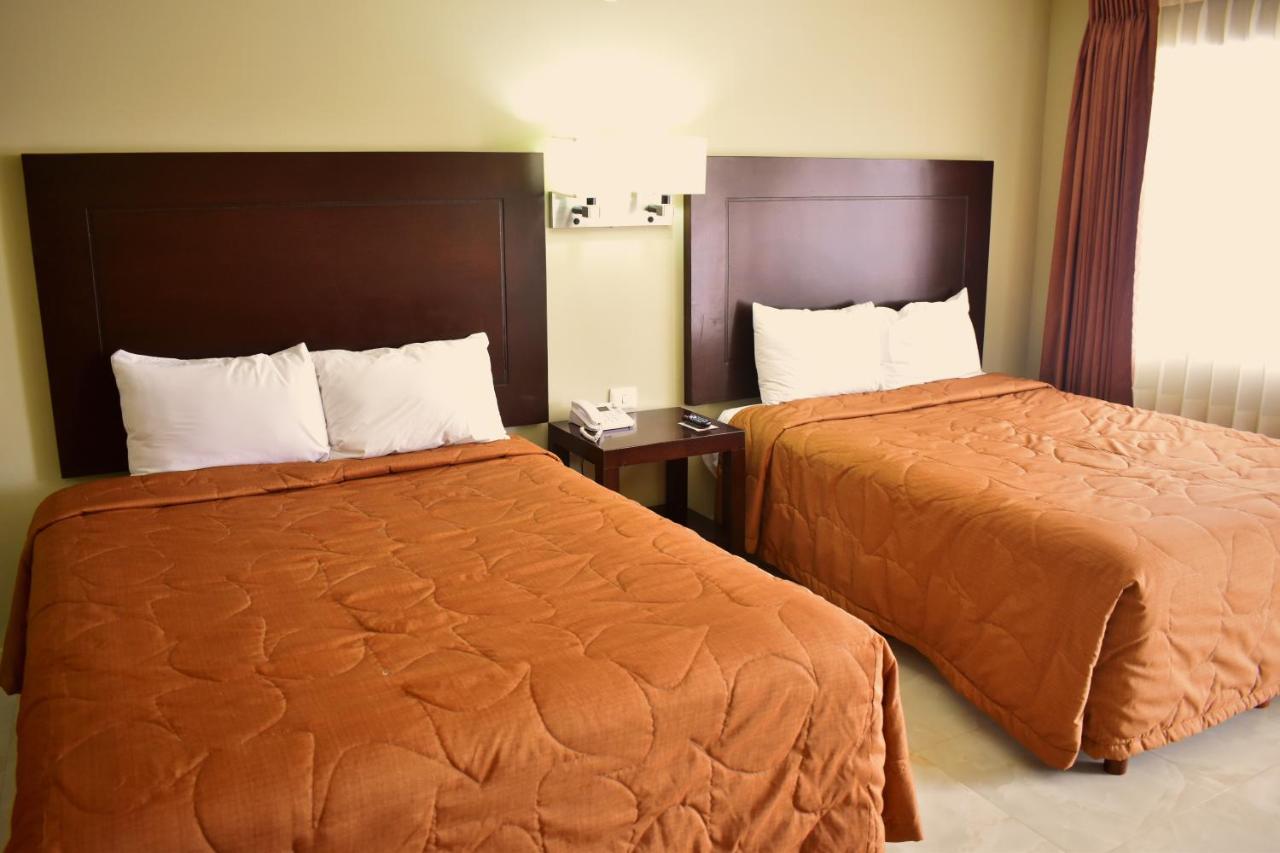 El Camino Hotel & Suites Heroica Caborca Extérieur photo