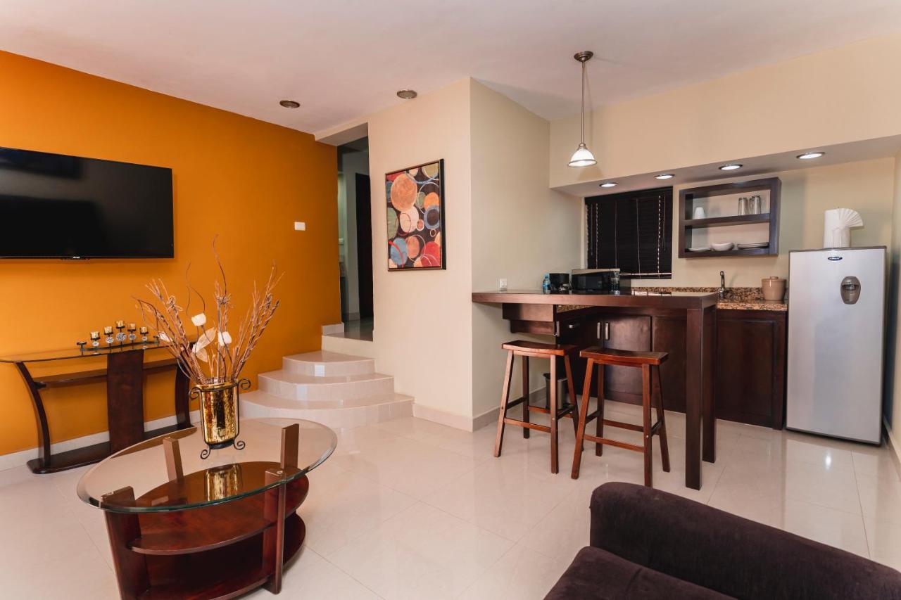 El Camino Hotel & Suites Heroica Caborca Extérieur photo